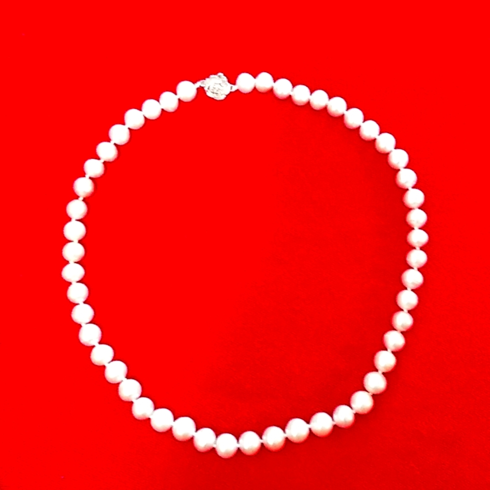18 inches Pearl necklace